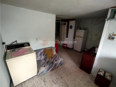 Casa de 4 alcobas en venta en Las Palmas, Medellín, 108 m² · foto 8 de 12