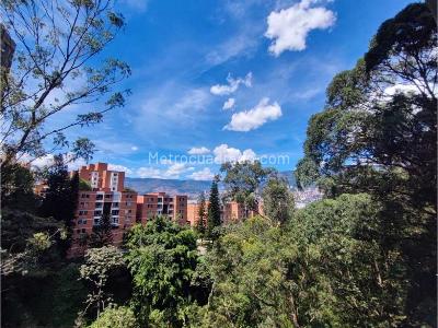 Apartamento de 2 alcobas en venta en Belen, Medellín, 107 m² · foto 10 de 20