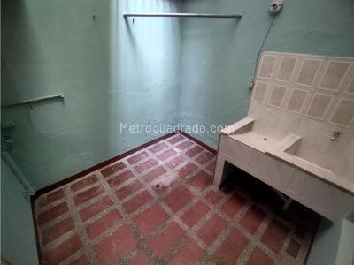 Casa de 4 alcobas en venta en Buenos Aires, Medellín, 97 m² · foto 8 de 20
