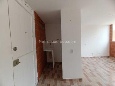 Apartamento de 2 alcobas en venta en La Gabriela, Bello, 36 m² · foto 7 de 13