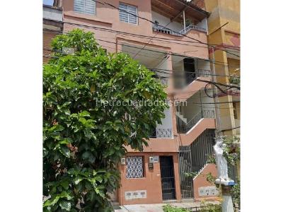 Apartamento en venta en Buenos Aires, Medellín · foto 2 de 20