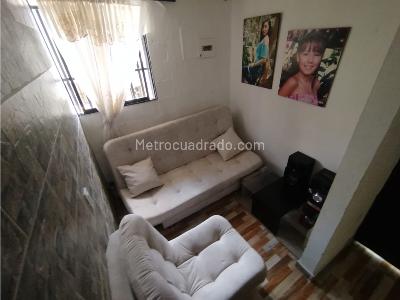 Casa de 4 alcobas en venta en Buenos Aires, Medellín, 117 m² · foto 5 de 20