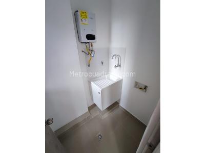 Apartamento en venta en Almeria, Medellín · foto 8 de 20