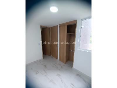 Apartamento de 3 alcobas en venta en Sabaneta, Sabaneta, 51 m² · foto 11 de 19