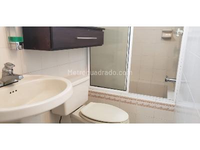 Casa de 4 alcobas en venta en Calasanz, Medellín, 215 m² · foto 16 de 20
