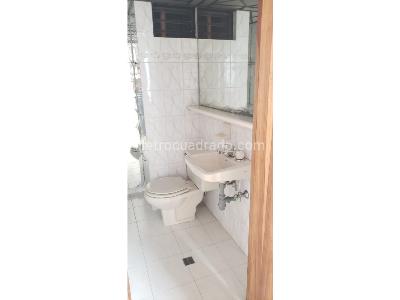 Casa de 4 alcobas en venta en Calasanz, Medellín, 215 m² · foto 4 de 20