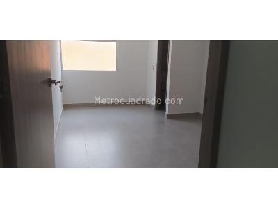 Apartamento de 3 alcobas en venta en Perez, Bello, 107 m² · foto 10 de 20