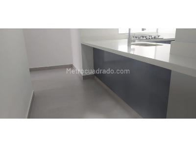 Apartamento de 3 alcobas en venta en Perez, Bello, 107 m² · foto 14 de 20