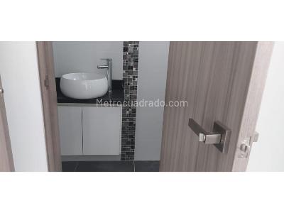 Apartamento de 3 alcobas en venta en Perez, Bello, 107 m² · foto 17 de 20