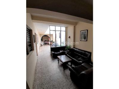 Casa de 5 alcobas en venta en Boston, Medellín, 350 m² · foto 10 de 20