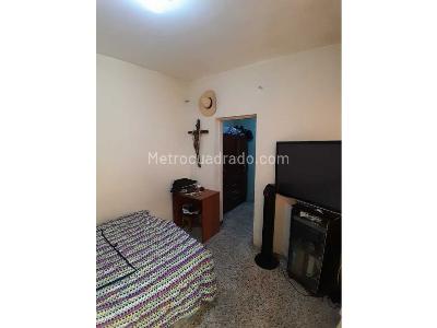 Casa de 5 alcobas en venta en Boston, Medellín, 350 m² · foto 14 de 20
