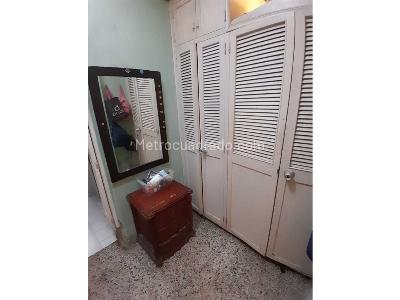 Casa de 5 alcobas en venta en Boston, Medellín, 350 m² · foto 15 de 20