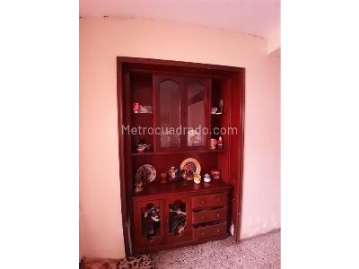 Casa de 5 alcobas en venta en Boston, Medellín, 350 m² · foto 19 de 20