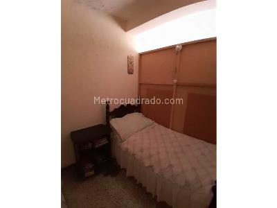 Casa de 5 alcobas en venta en Boston, Medellín, 350 m² · foto 20 de 20