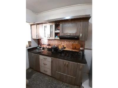 Casa de 5 alcobas en venta en Boston, Medellín, 350 m² · foto 8 de 20
