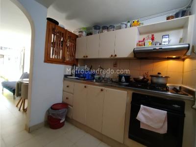 Casa de 4 alcobas en venta en Buenos Aires, Medellín, 78 m² · foto 10 de 20