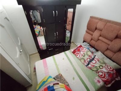 Casa de 4 alcobas en venta en Buenos Aires, Medellín, 78 m² · foto 12 de 20