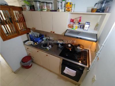 Casa de 4 alcobas en venta en Buenos Aires, Medellín, 78 m² · foto 13 de 20