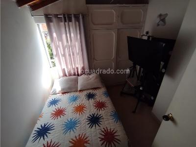 Casa de 4 alcobas en venta en Buenos Aires, Medellín, 78 m² · foto 14 de 20