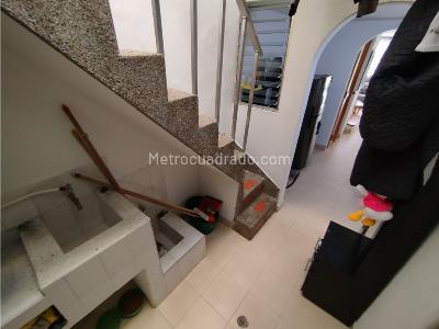 Casa de 4 alcobas en venta en Buenos Aires, Medellín, 78 m² · foto 16 de 20