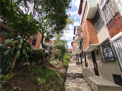 Casa de 4 alcobas en venta en Buenos Aires, Medellín, 78 m² · foto 5 de 20