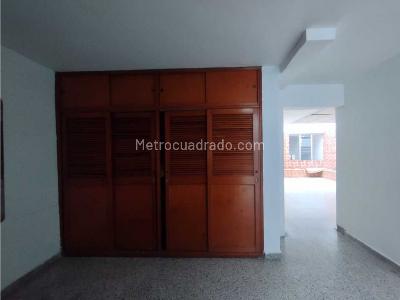 Casa de 5 alcobas en venta en Lorena, Medellín, 300 m² · foto 4 de 19