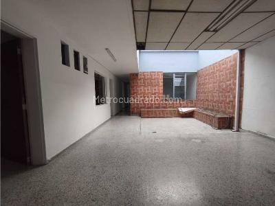 Casa de 5 alcobas en venta en Lorena, Medellín, 300 m² · foto 6 de 19