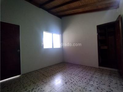 Casa de 4 alcobas en venta en Centro, Medellín, 134 m² · foto 11 de 20