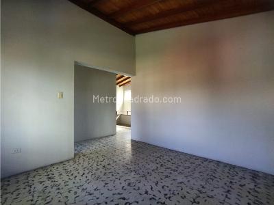 Casa de 4 alcobas en venta en Centro, Medellín, 134 m² · foto 9 de 20