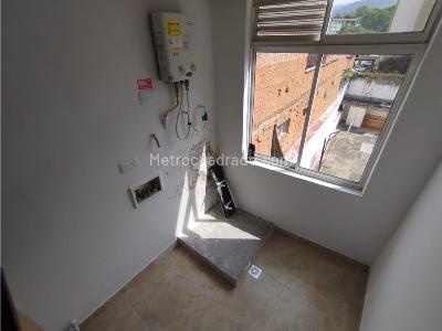 Apartamento de 4 alcobas en venta en La America, Medellín, 147 m² · foto 12 de 18
