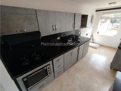 Apartamento de 4 alcobas en venta en La America, Medellín, 147 m² · foto 9 de 18
