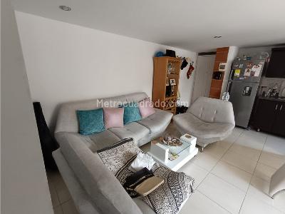 Apartamento en venta en Bello, Medellín · foto 6 de 18