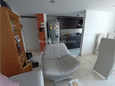 Apartamento en venta en Bello, Medellín · foto 7 de 18