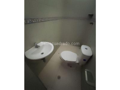 Casa de 4 alcobas en venta en Buenos Aires, Medellín, 159 m² · foto 6 de 12