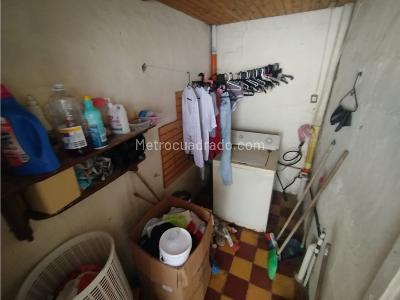 Casa de 4 alcobas en venta en Campo Valdes, Medellín, 320 m² · foto 15 de 17