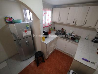 Casa de 3 alcobas en venta en Robledo, Medellín, 84 m² · foto 14 de 20