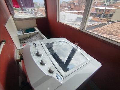 Casa de 3 alcobas en venta en Robledo, Medellín, 84 m² · foto 8 de 20