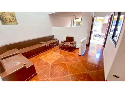 Apartamento de 3 alcobas en venta en Barrio Las Palmas, Medellín, 96 m² · foto 2 de 18