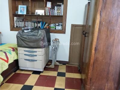 Casa de 4 alcobas en venta en Prado Centro, Medellín, 270 m² · foto 11 de 20