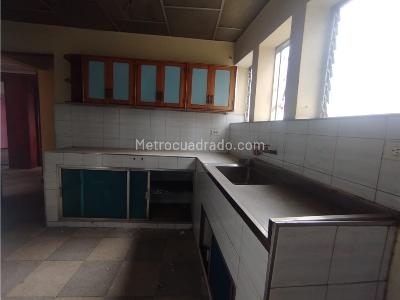 Casa de 4 alcobas en venta en Prado Centro, Medellín, 121 m² · foto 5 de 18