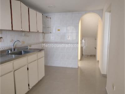 Casa de 4 alcobas en venta en La Almeria, Medellín, 150 m² · foto 11 de 20