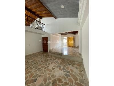 Casa de 4 alcobas en venta en Calasanz, Medellín, 215 m² · foto 11 de 20