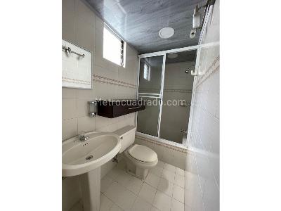 Casa de 4 alcobas en venta en Calasanz, Medellín, 215 m² · foto 14 de 20