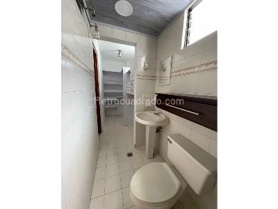 Casa de 4 alcobas en venta en Calasanz, Medellín, 215 m² · foto 18 de 20