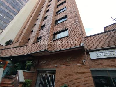 Apartamento en venta en Centro, Medellín · foto 3 de 20
