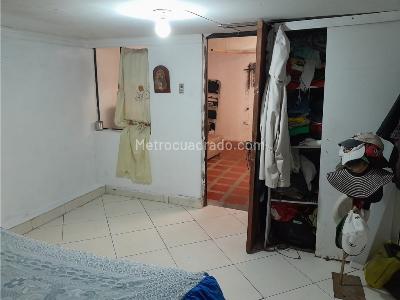 Casa de 5 alcobas en venta en Itagui, Medellín, 121 m² · foto 11 de 20