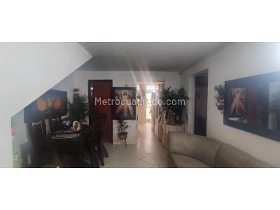 Casa de 5 alcobas en venta en Itagui, Medellín, 121 m² · foto 14 de 20