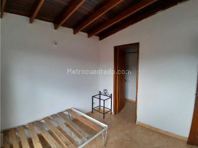 Casa de 5 alcobas en venta en Centro, Medellín, 235 m² · foto 10 de 20
