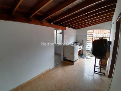 Casa de 5 alcobas en venta en Centro, Medellín, 235 m² · foto 14 de 20