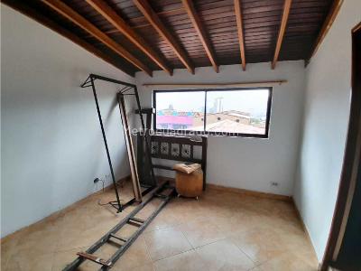 Casa de 5 alcobas en venta en Centro, Medellín, 235 m² · foto 16 de 20